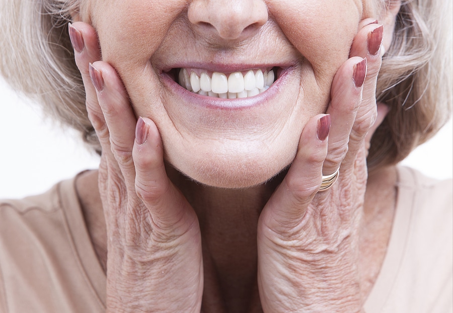 5 Benefits of Custom Dentures